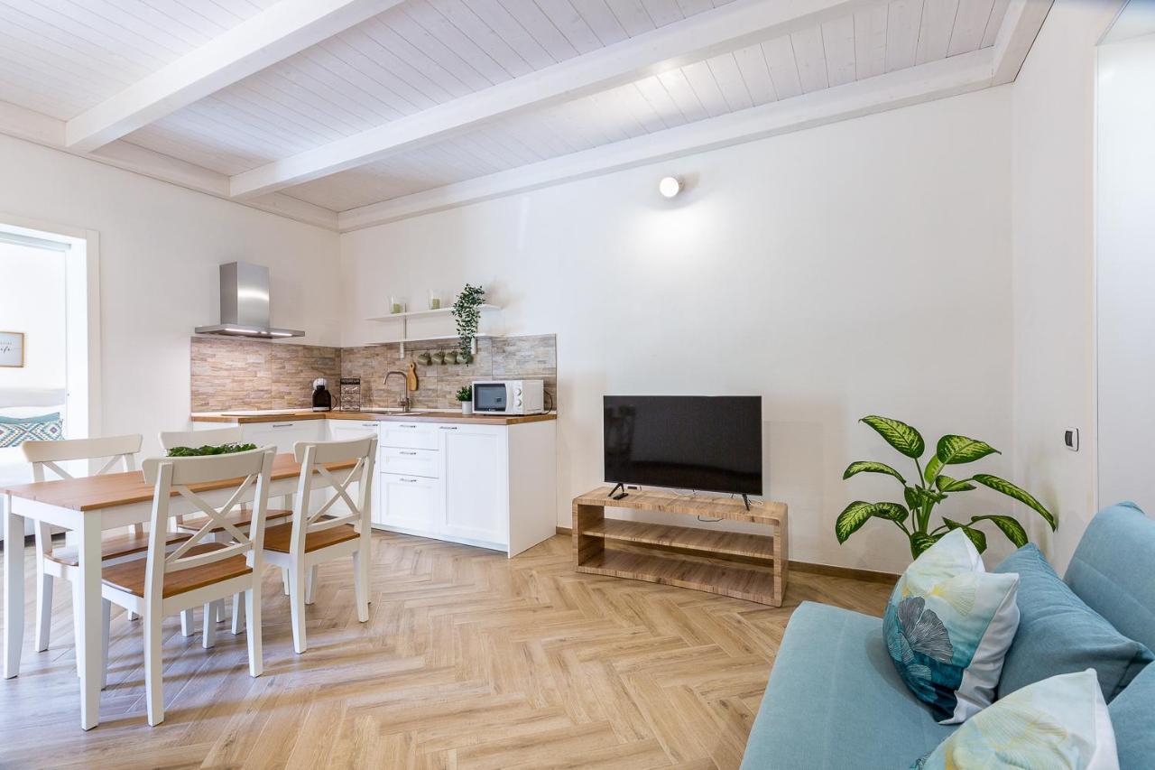 דירות קאפוטרה Casa Titina מראה חיצוני תמונה