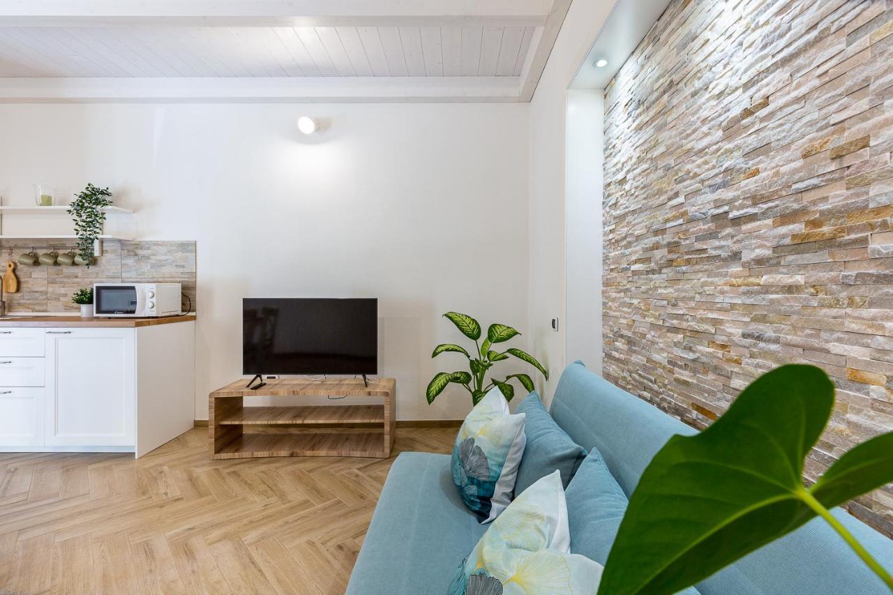 דירות קאפוטרה Casa Titina מראה חיצוני תמונה