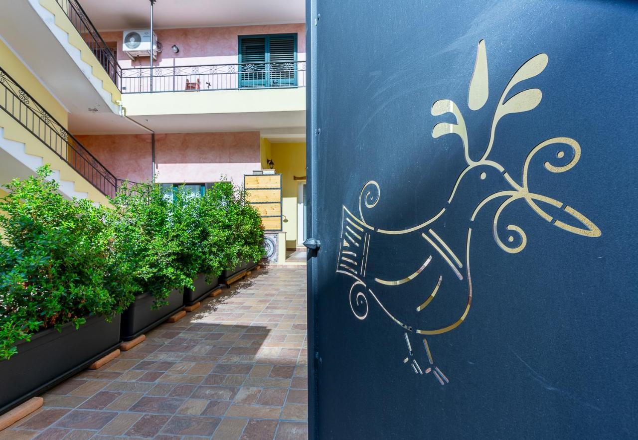 דירות קאפוטרה Casa Titina מראה חיצוני תמונה