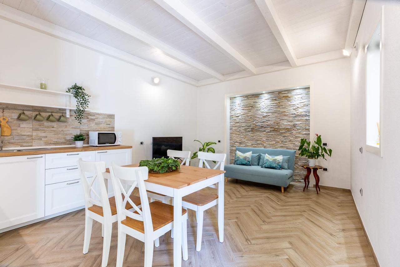 דירות קאפוטרה Casa Titina מראה חיצוני תמונה